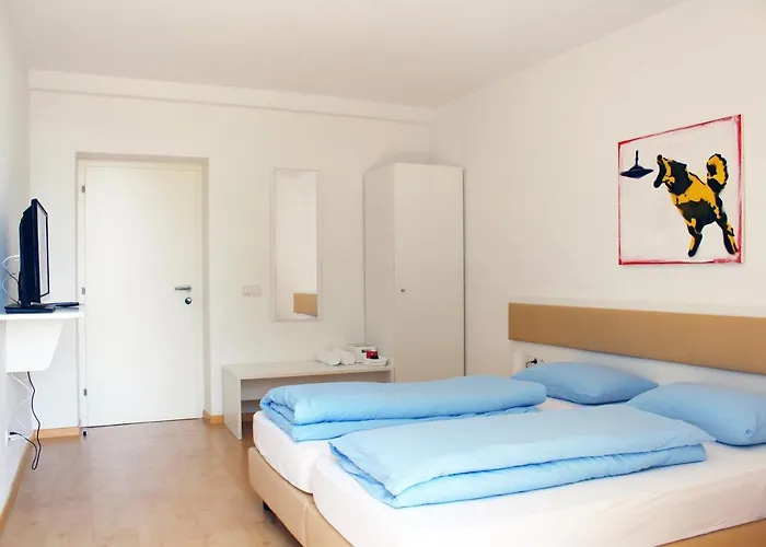 曼佐尼客房酒店 招待所