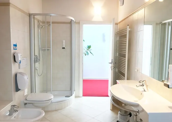 招待所 曼佐尼客房酒店